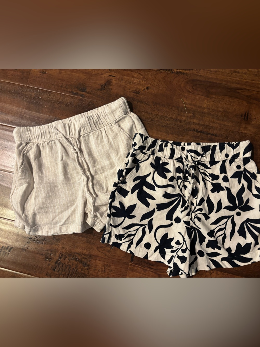Time and Tru linen blend shorts 2 or small